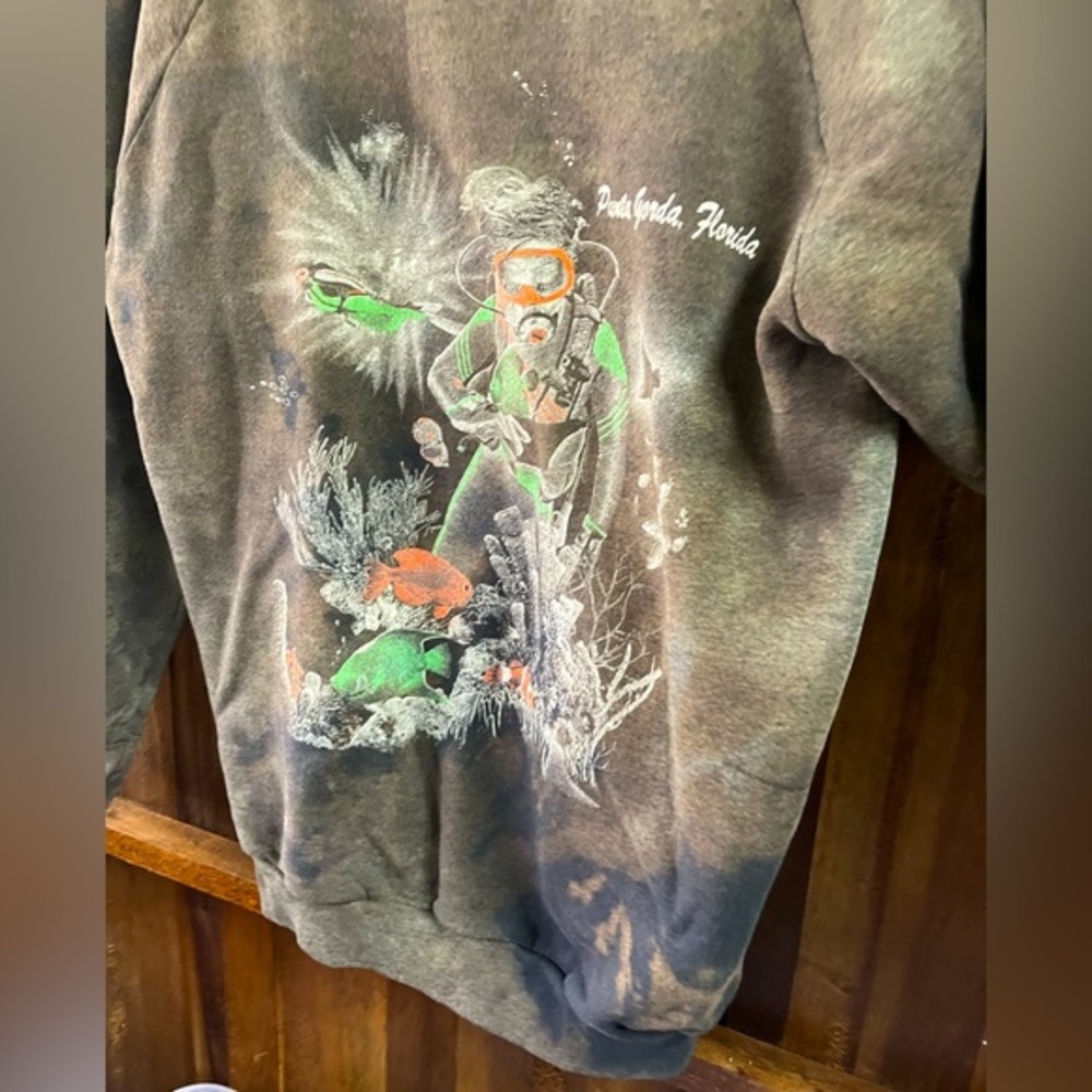 Vintage ‘Punta Gorda Florida’ Custom Bleach Dye Sweatshirt 🌵Large